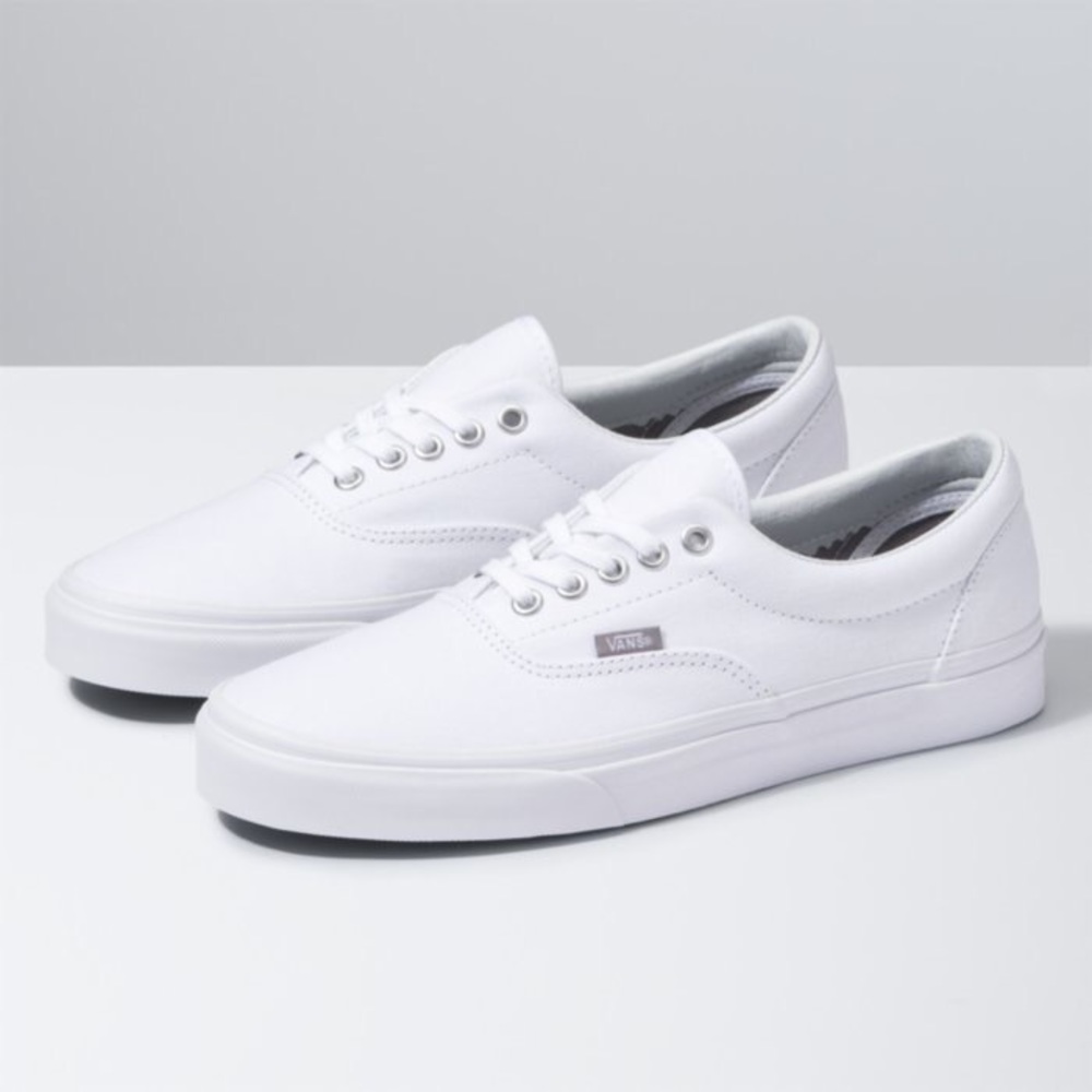 Vans Era in True White NWT